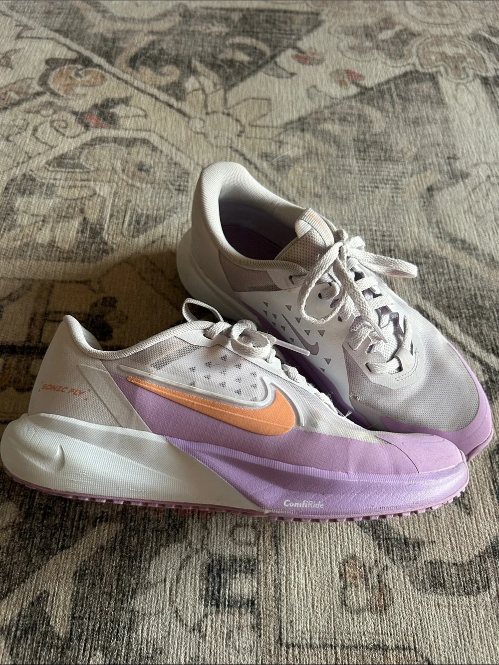 Nike women athletic